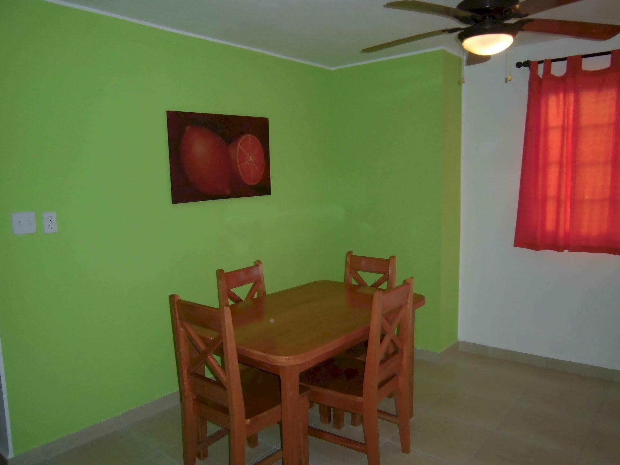 Kevin Kondos Bocas Town Ngoại thất bức ảnh
