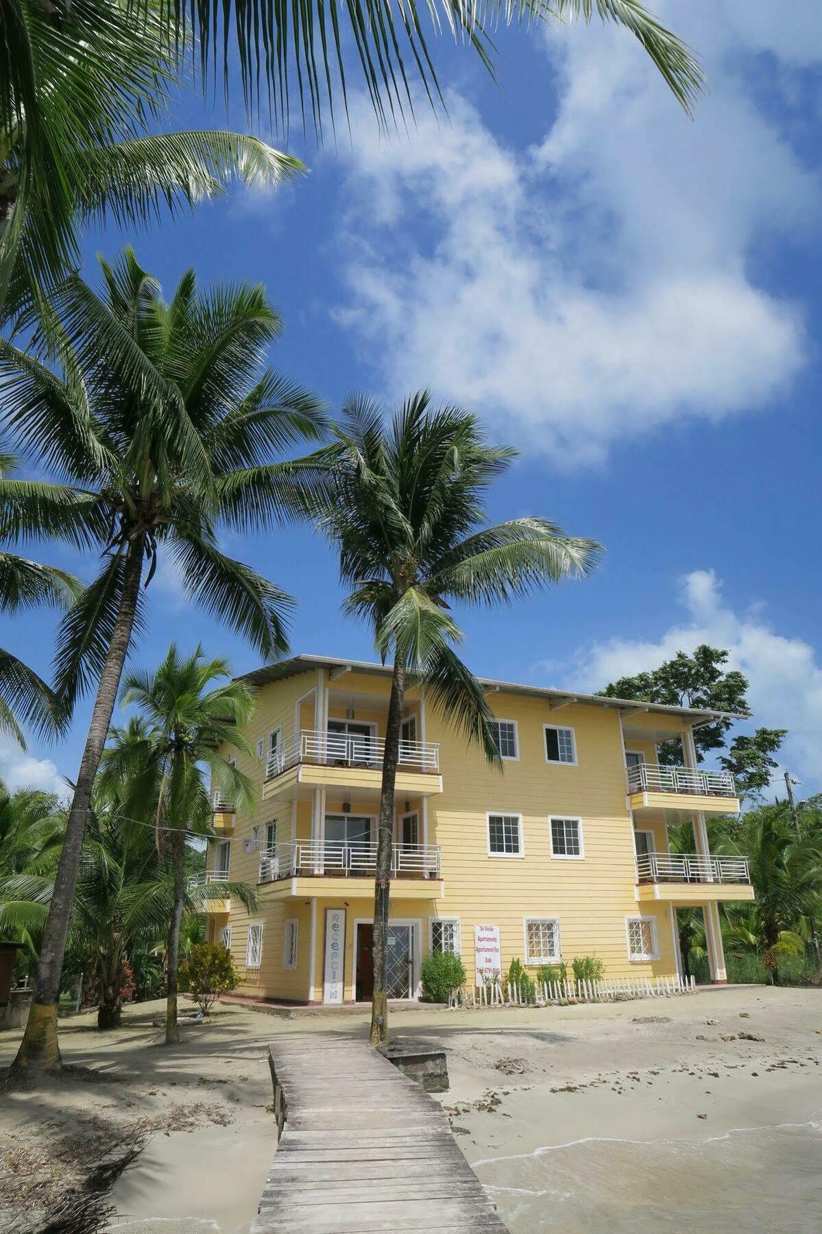 Kevin Kondos Bocas Town Ngoại thất bức ảnh